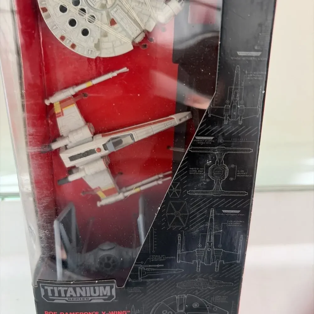 STAR WARS The Black Series Titanium Series Ships NEW